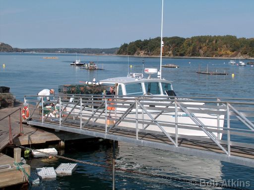 bar_harbor_HPIM0032.JPG   -   Lobster boat at the dock in Bar Harbor